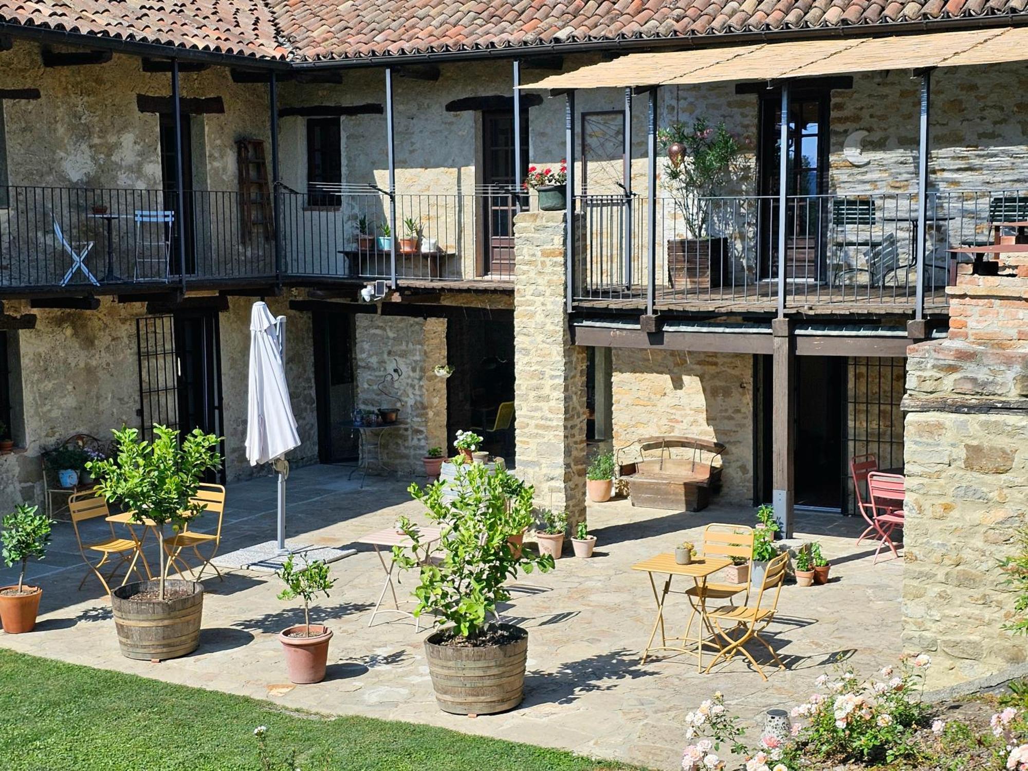 Cascina Il Sogno Bed & Breakfast Cossano Belbo Exterior photo